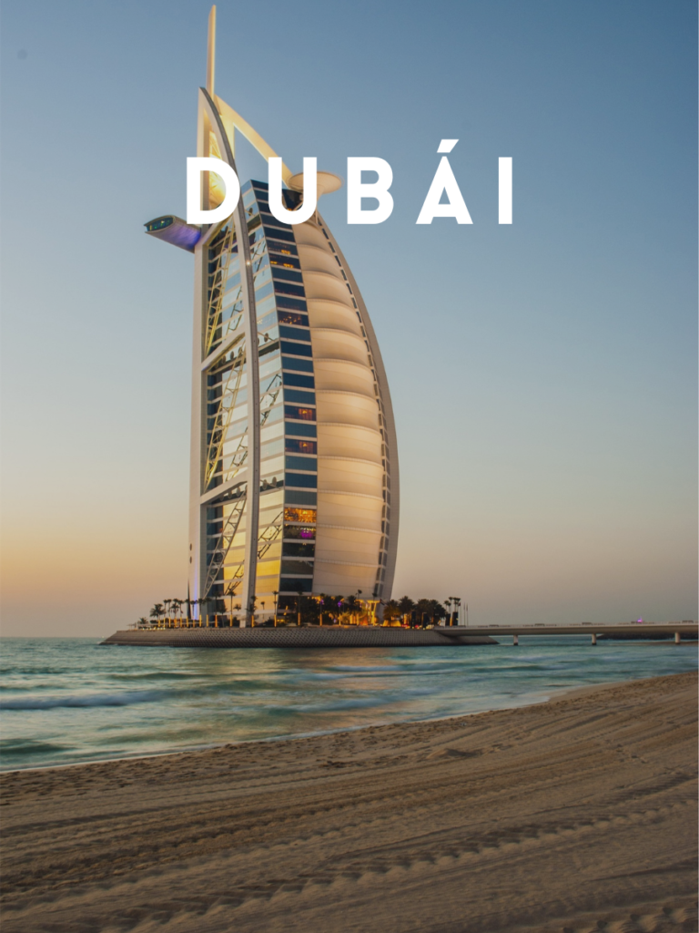 Momentos reales de viajes organizados por Delicias Tours con grupos y experiencias personalizadas