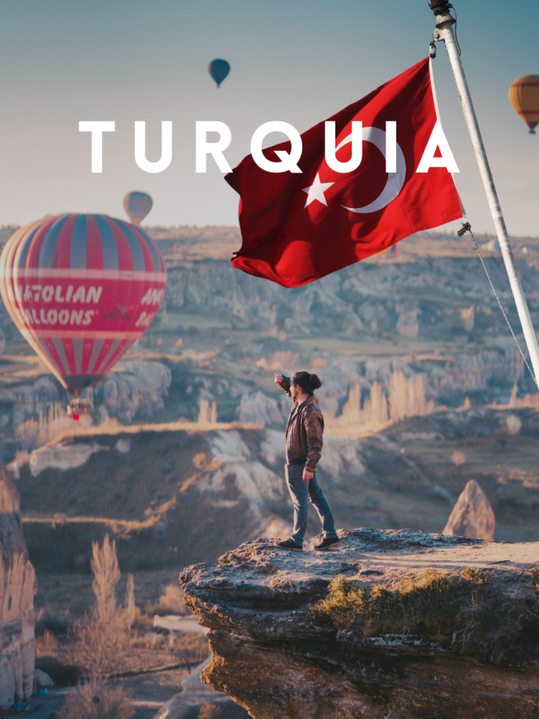 Momentos reales de viajes organizados por Delicias Tours con grupos y experiencias personalizadas